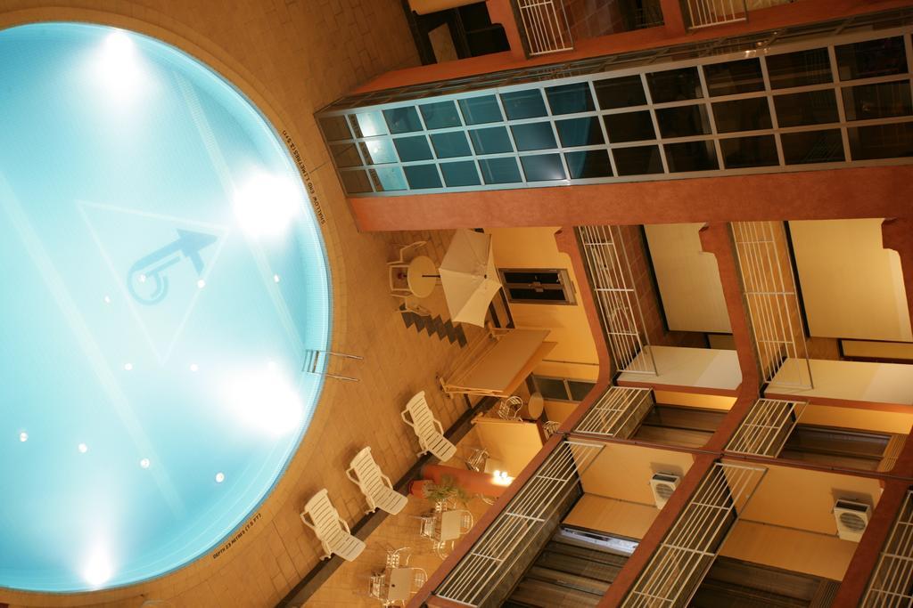 קמפאלה Hotel Triangle מראה חיצוני תמונה