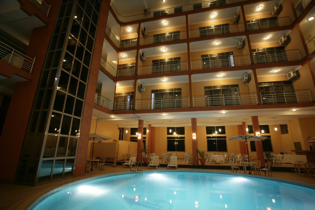 קמפאלה Hotel Triangle מראה חיצוני תמונה