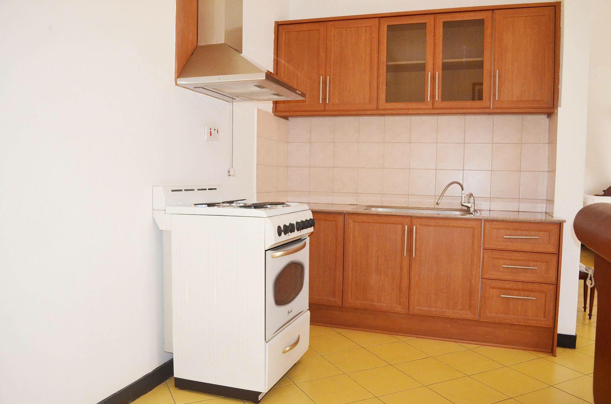 קמפאלה Hotel Triangle מראה חיצוני תמונה